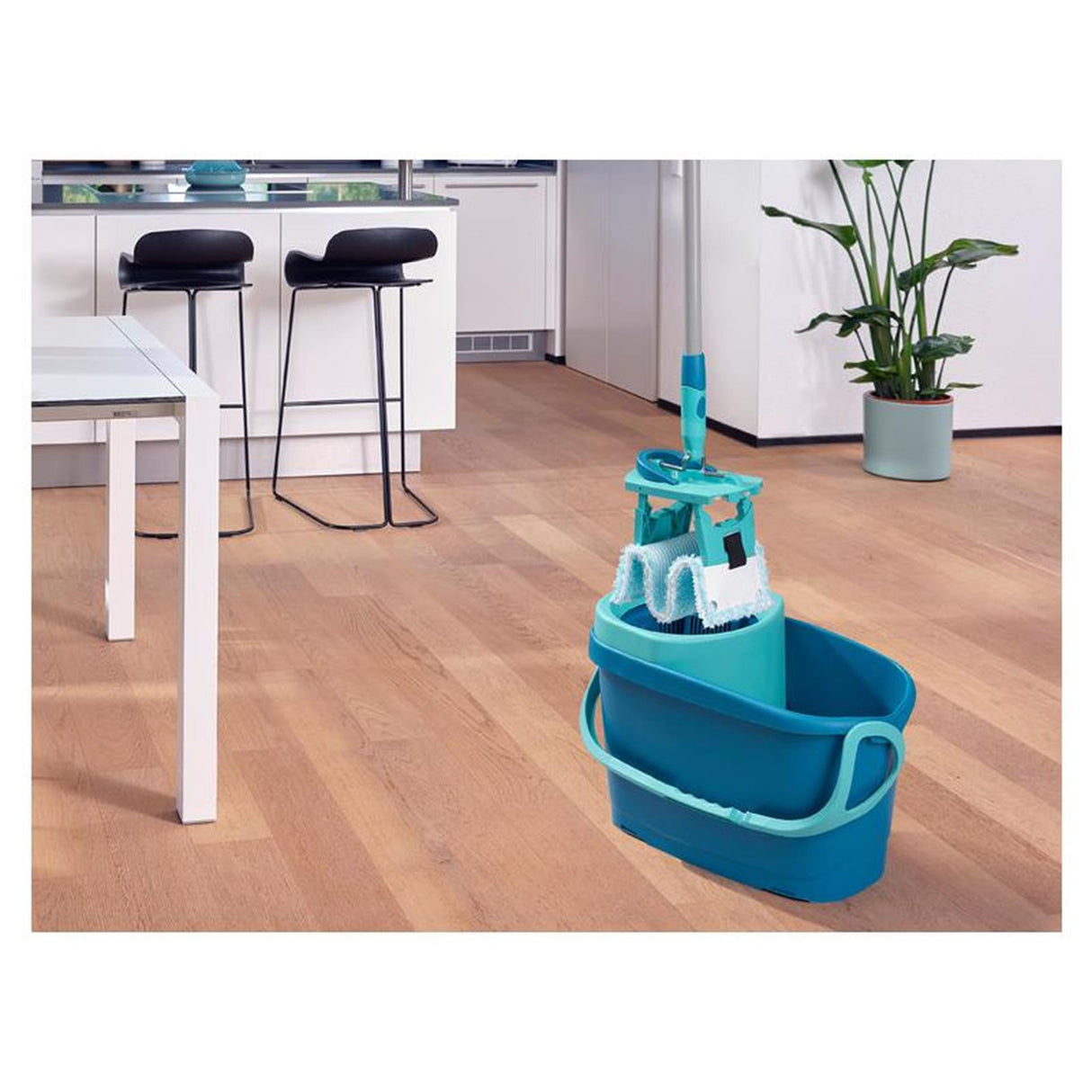 Leifheit Bodenwischer Clean Twist mit Klettverschluss Ergo – 33 cm Wischmopp-Set komplett
