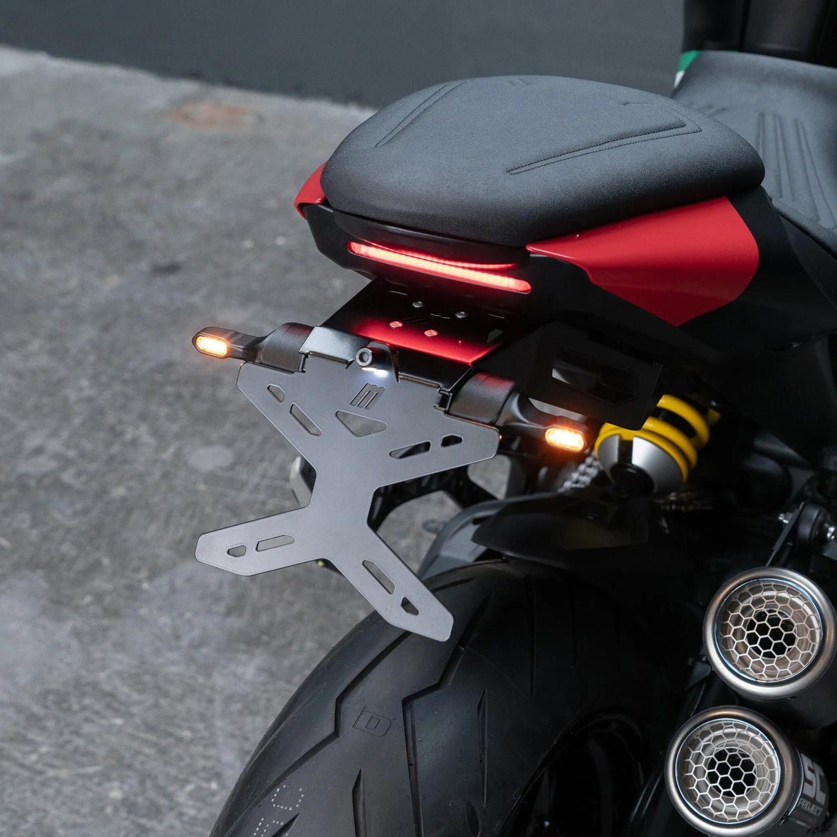 Motoism Kennzeichenhalter Kennzeichenträger mi Ducati Monster 937