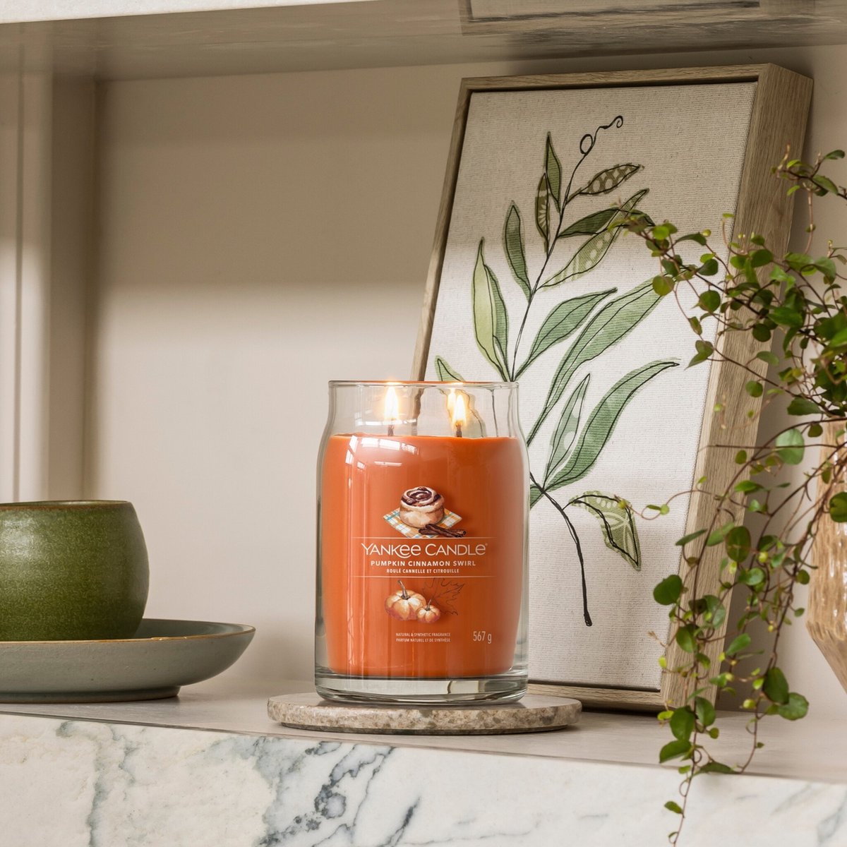 Yankee Candle – Kürbis-Zimt-Swirl-Duftkerze im großen Glas – 90 Brennstunden – zwei Dochte