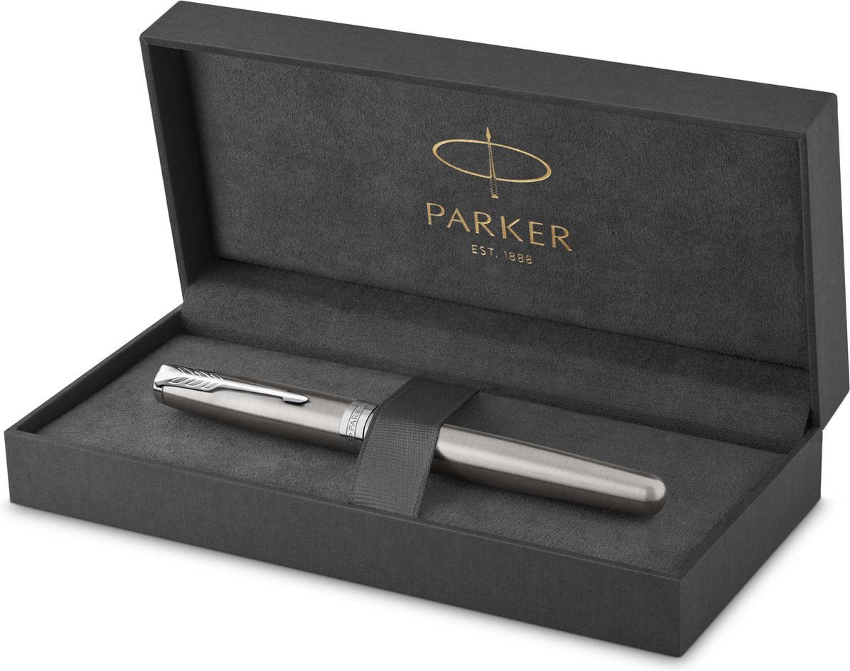 Parker Sonett Füllfederhalter | Edelstahl mit Palladium-Detail | feine Feder | Geschenkbox