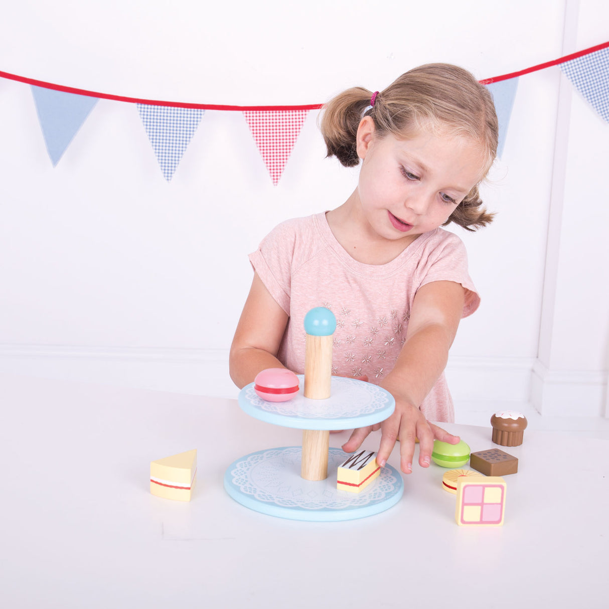 Bigjigs Tortenständer mit Cupcakes