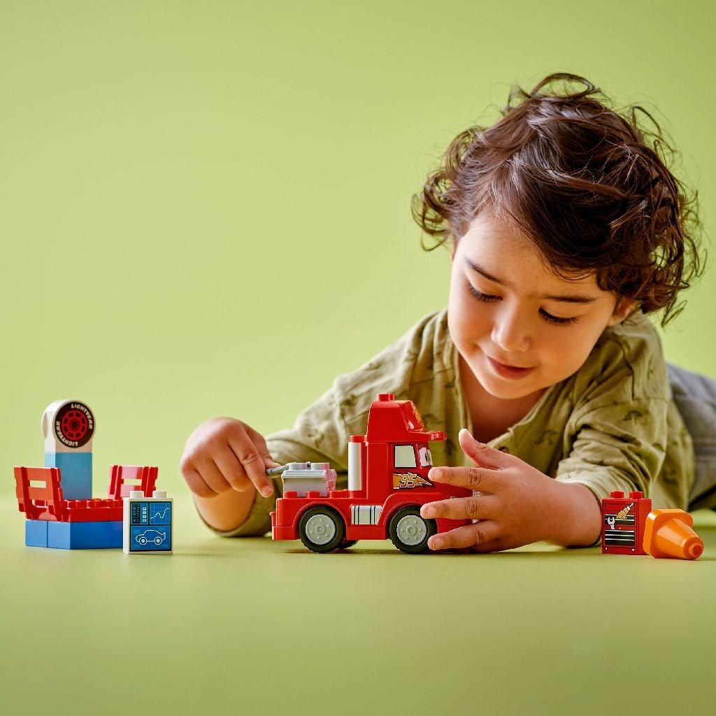 Lego Duplo 10417 Mack beim Rennen