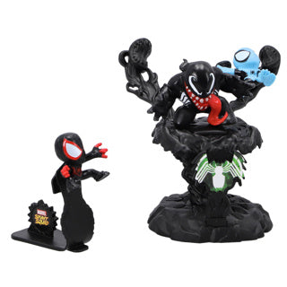 Hasbro Marvel Stunt Squad Spielset Venom vs Miles Morales, mittelgroß, sortiert | 4 Stück