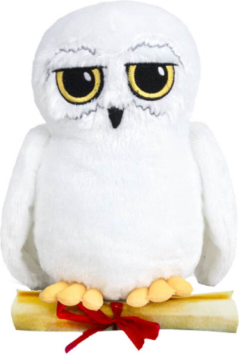Harry Potter Hedwig mit Brief – Plüsch-Kuscheltier 20 cm {Warner Bros Disney Plüschtier | Spielzeug magische Stoffpuppe Stofftier für Kinder Jungen Mädchen | Ron Weasley, Hermine Granger, Voldemort, Hagrid, Snape, Dumbledore, Dobby – weiße Eule}