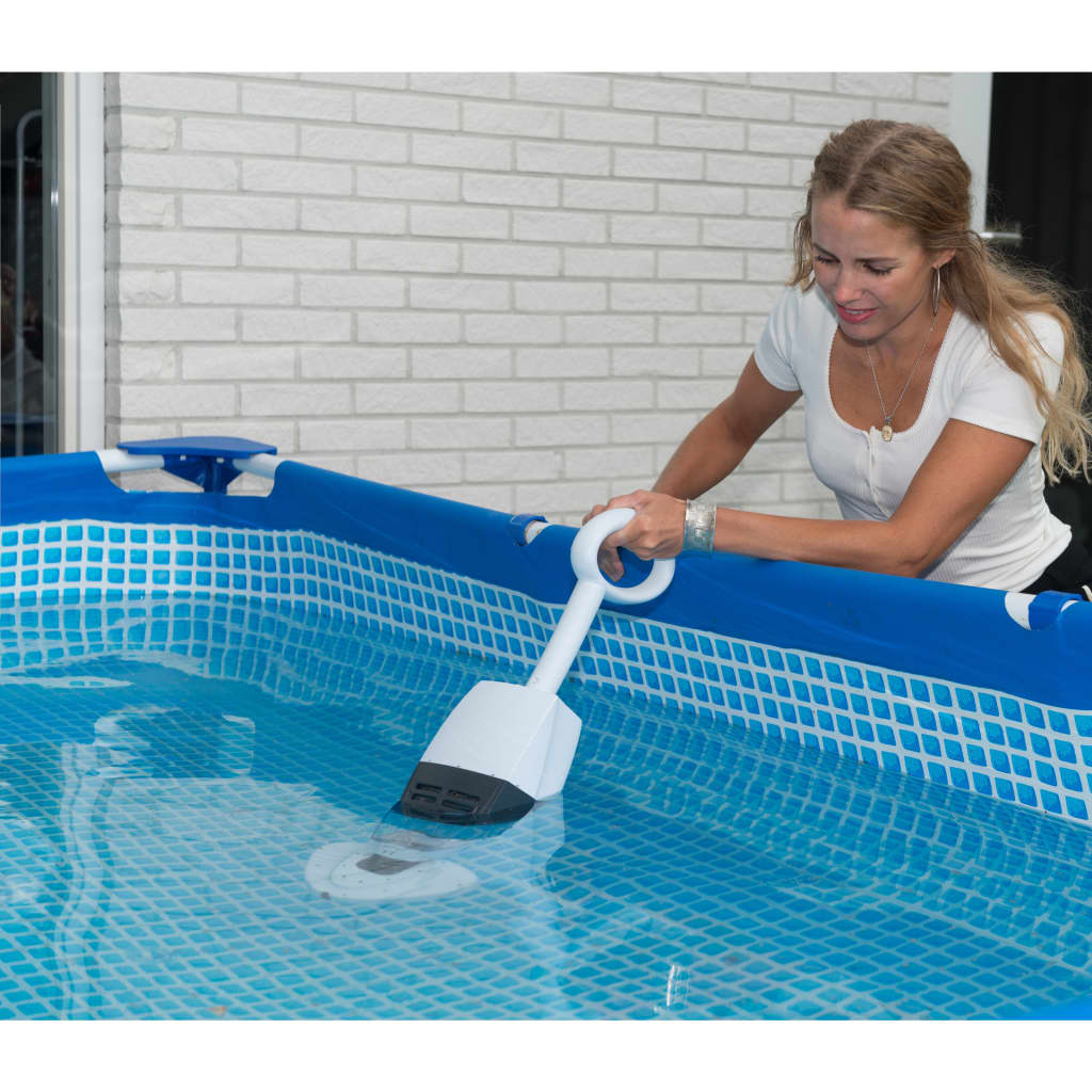 Infinite Spa -Schwimmbad und Spa Cleaner Battery Hand -Modell