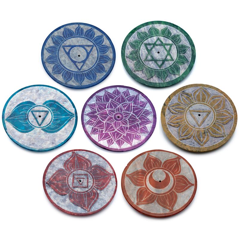 Runder Chakra-Räucherstäbchenhalter aus Speckstein