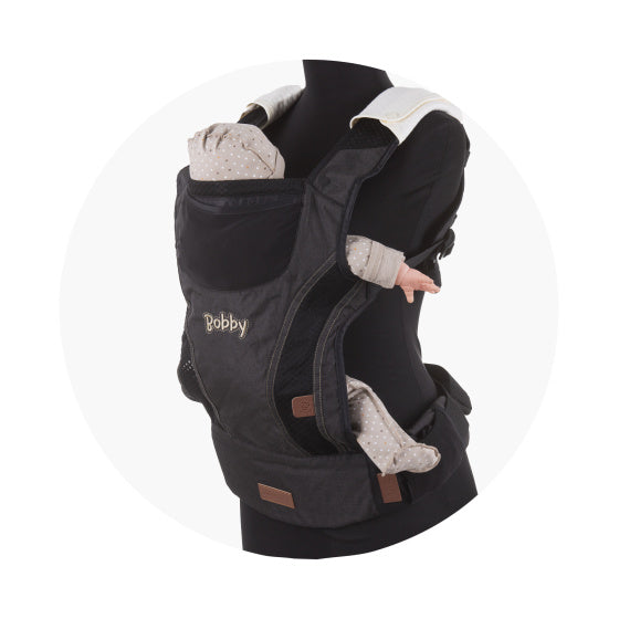 Chipolino Bobby Ergonomische Babytrage mit Hood Ebony
