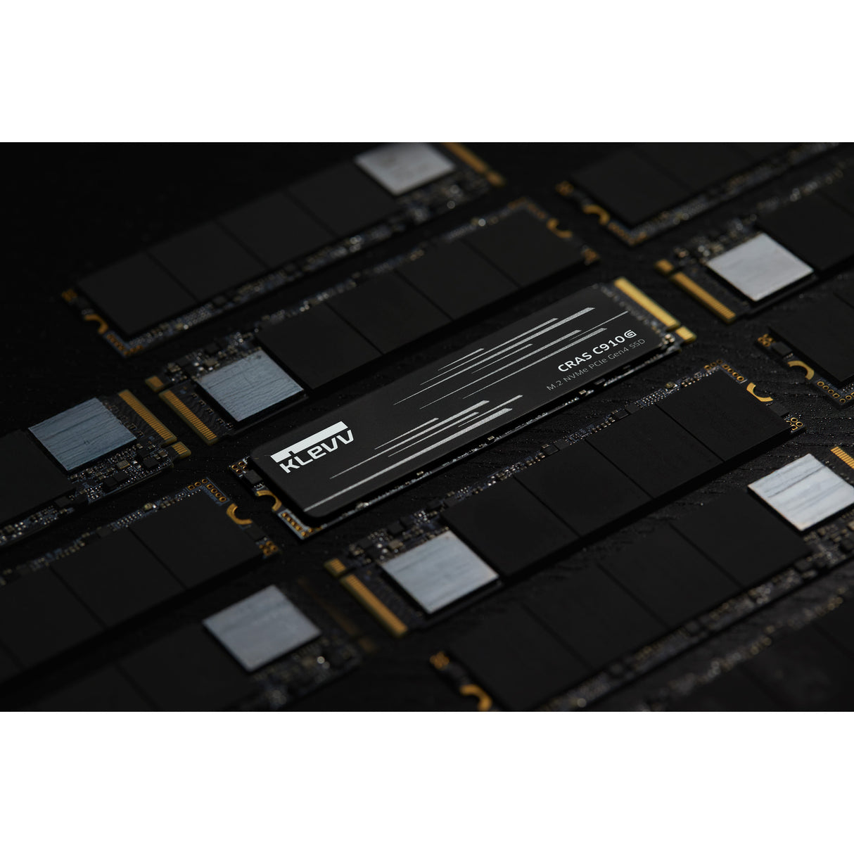 Klevv cras c910g 1 tb ssd (zwart, k01tbm2sp0-10g, pcie gen 4.0 x4, nvme 2.0)
