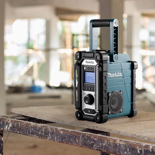 Makita dmr116 Bauradio | FM bin | ohne Batterien | Funktioniert mit den Akkus Makita LXT und G – DMR116