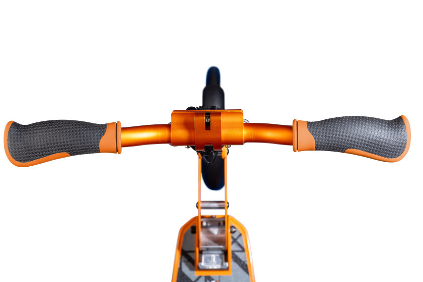 Sechs Grad 2-Rad-Stufenfußfußbremse Oranje Schwarz
