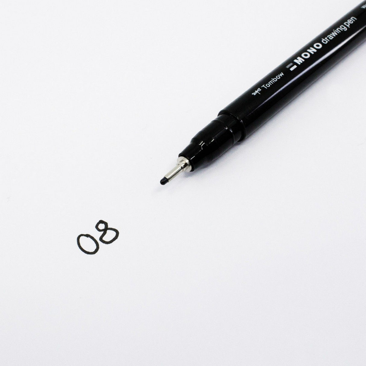 Tombow • Fineliner-Mono-Zeichenstift, Strichstärke 08 (ca. 0,60 mm), schwarz