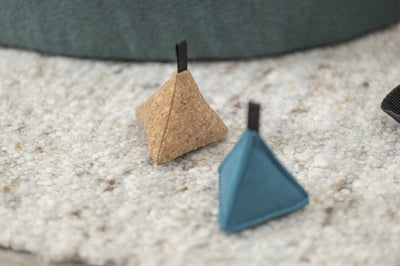 Trixie Cat Toys Pyramid Citystyle fühlte Katzenminze