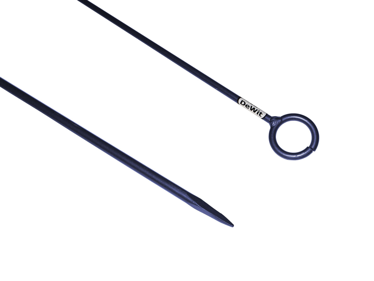 Der weiße Drahtstift schließt das offene Auge, 800 x 10 mm, entweißt