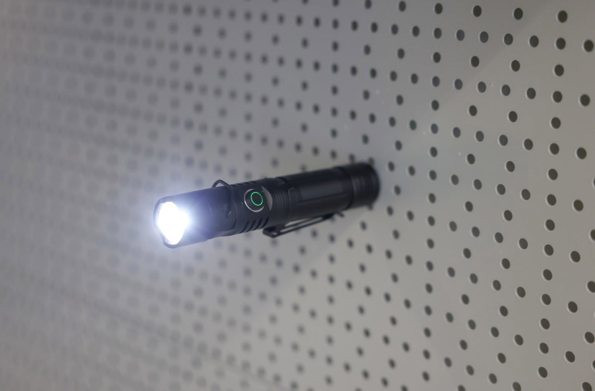 Produkte LED-Taschenlampe wiederaufladbar Flexfire 1000