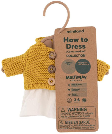 Miniland ml-Puppen: Kleidungsset weiß-ocker für Mädchen 21 cm, 3-teilig, Kleid, Weste und Hose, mit Kleiderbügel, 3+ m