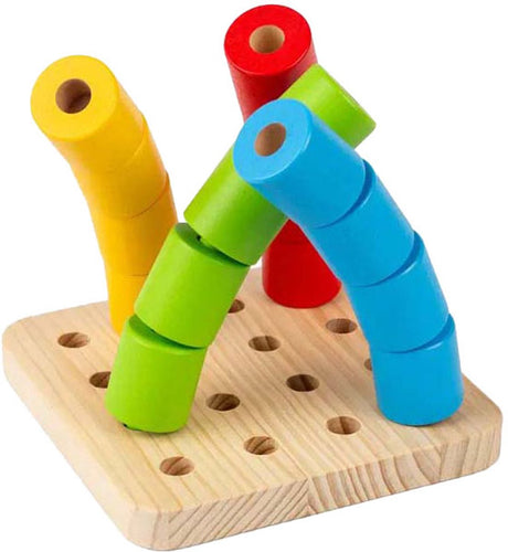 Wackeliges Steckbrett aus Holz von Bigjigs, 17-teilig.
