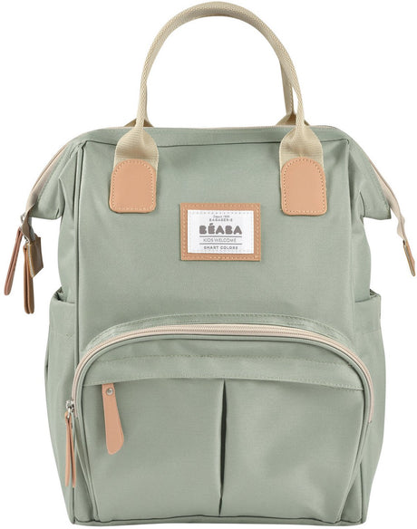 Béaba Wellington Wickeltaschen-Rucksack – Unisex-Stillrucksack mit breiter Arzttaschen-Öffnung – 3 Innenfächer und isolierte Seitentasche – inklusive gepolsterter Wickelunterlage – wasserabweisend und leicht zu reinigen – Salbeigrün
