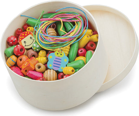 Woet ® Holzperlen zum Auffädeln in Box - 230 farbige Perlen + 4 Schnürsenkel - kleines Perlenset für Kinder - Lernspielzeug zum Auffädeln - ab 3 Jahren