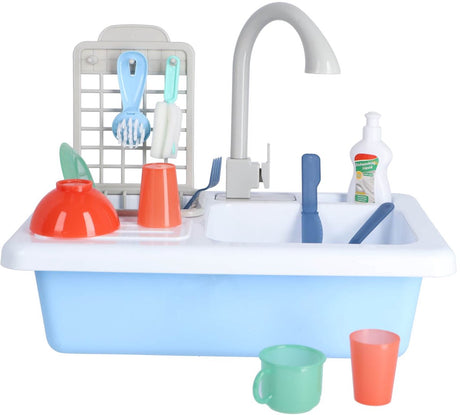 Spülbecken mit echtem Wasserhahn und farbwechselndem Geschirr