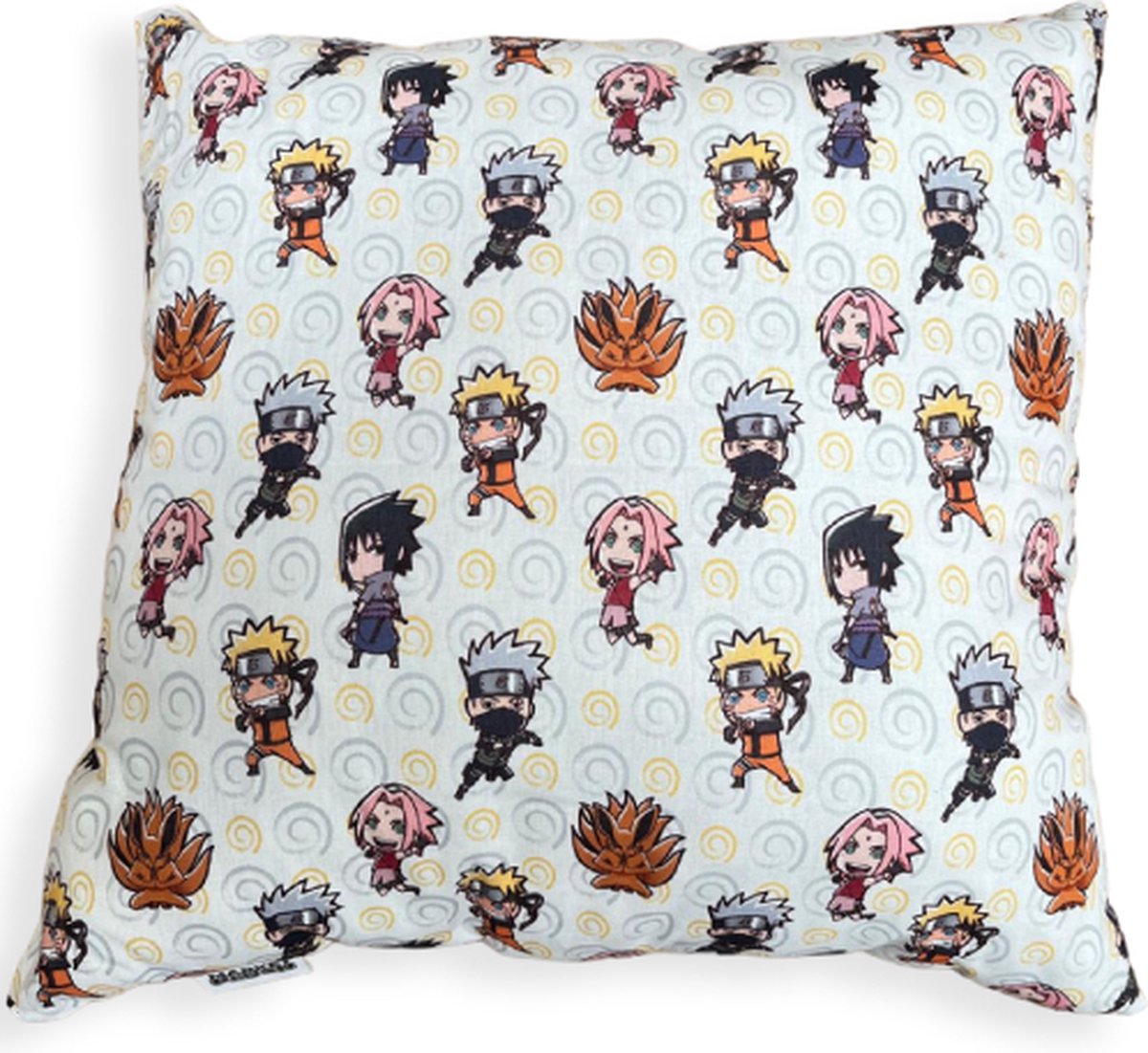 Naruto Sasuke Sakura Plüschkissen weiß 38 x 38 cm – Anime Dekokissen – One Piece, Hunter x Hunter, Attack on Titan, Dragon Ball Z, My Hero Academia – Spielen und Kuscheln mit den schönsten Kinderzimmerkissen