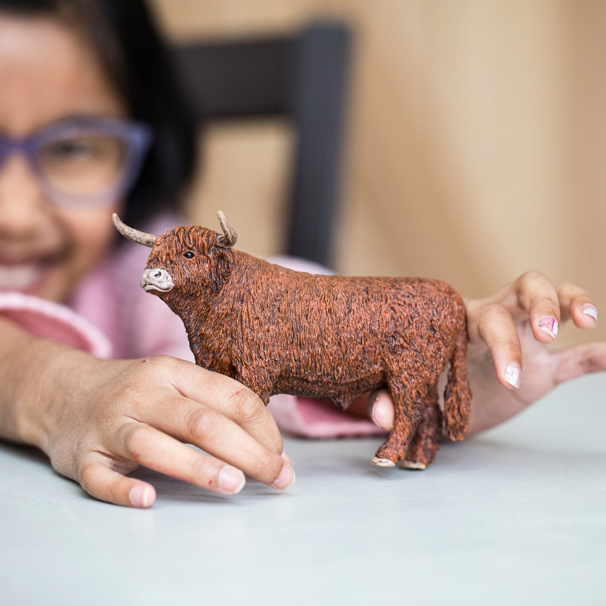 Schleich Bauernhofwelt – Hochlandbulle – Spielfigur – Kinderspielzeug für Jungen und Mädchen – 3 bis 8 Jahre – 13919