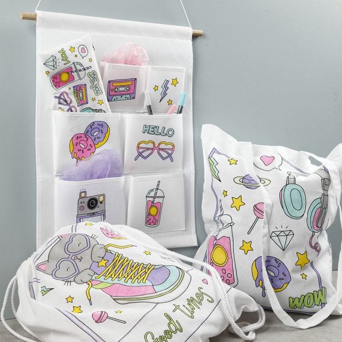 Kreativunternehmen https: www.cchobby.nl hanging-organizer-h-46-cm-w-34-cm-145-gr-white-1-piece
