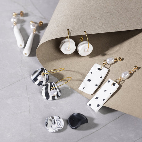 Kreativunternehmen https: www.cchobby.nl mini-hobbyset-jewelry-earrings-black-white-1-box