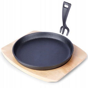 Orion gietijzeren serveerpan met houten plank - 22 cm