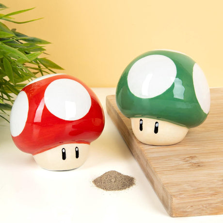 Paladone Super Mario Pilz-Salz-Pfeffer-Set – offiziell lizenziertes Nintendo-Keramikstreuer-Set –