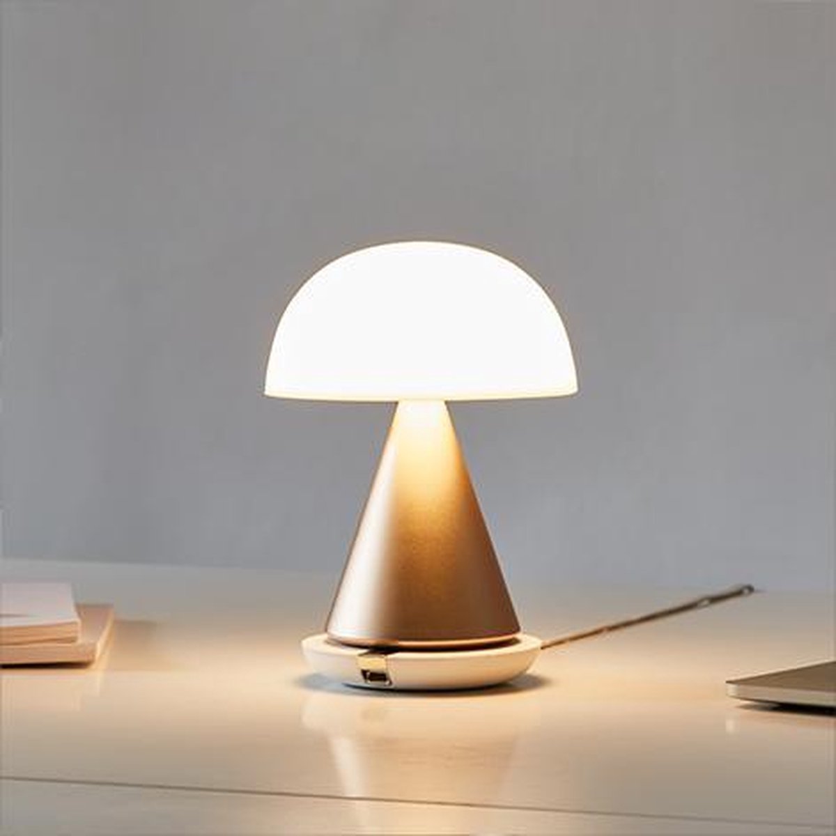 Lexon mina l oplaadbare ledlamp l large - soft gold
