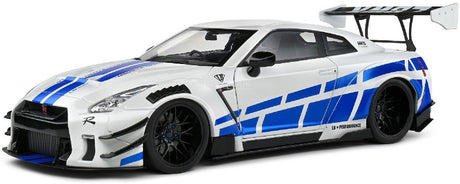 Solido Nissan GT-R (R35) mit Liberty Walk Bodykit 2.0 '24, silberner Maßstab 1:18