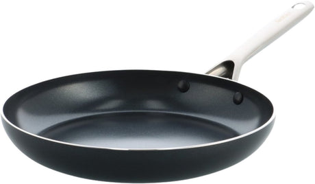 Kochstar Night Keramik-Bratpfanne – 28 cm – Pfas-frei – Induktionsbratpfanne – Induktionspfanne – spülmaschinenfest – ofenfest bis 200 °C – Keramik-Antihaftbeschichtung – Edelstahlgriff – Edelstahlrand – schwarz
