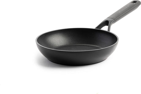Klassische Bratpfanne aus geschmiedetem Aluminium von Kitchenaid, ø20 cm, Schwarz, Induktion, antihaftbeschichtet, PFAS-frei
