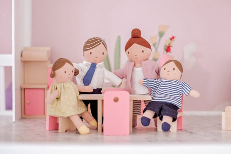 Bonikka kleine Puppenfamilie.