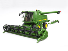 Bruder John Deere T670i Harvester – detaillierter Mähdrescher – 2132