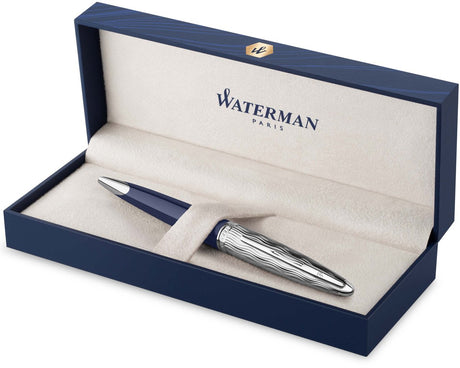Waterman Carène Kugelschreiber | metallblaue Lackierung mit Palladium-Detail | gemeißelte Kappe | mittlere Spitze mit blauer Tintenpatrone | mit Geschenkbox