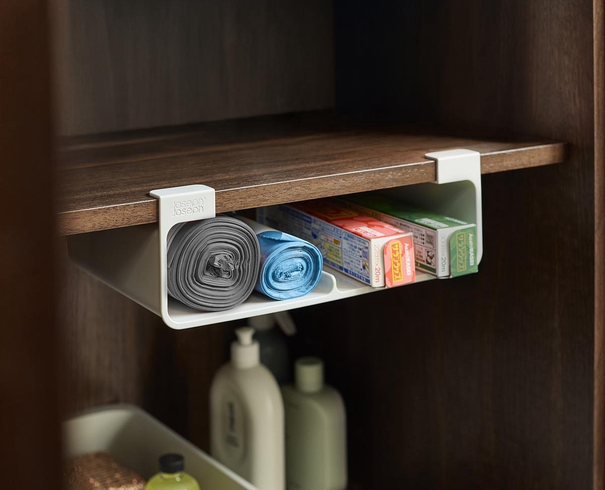 Joseph Joseph Cupboardstore™ großes Regal zum Aufhängen von Folien, Taschen und Rollen