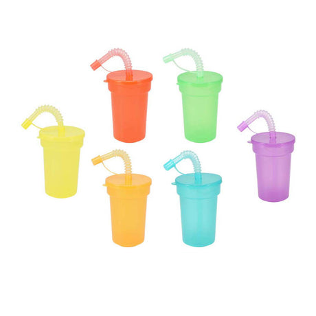 Koopman farbiges Trinkbecher-Spielzeug mit Strohhalm – Set mit 6 Plastikbechern.