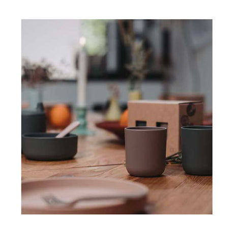 Dantoy Babybecher-Set Biokunststoff Mokka Olivgrün 2-teilig nachhaltig.
