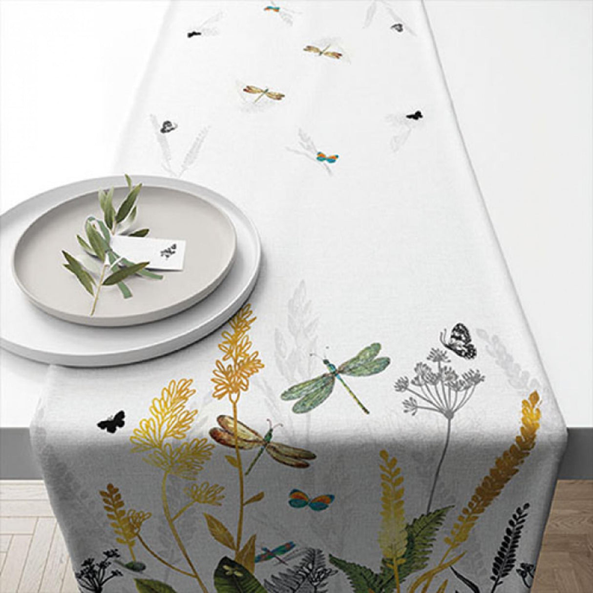Ambiente Tischläufer Zierblumen weiß