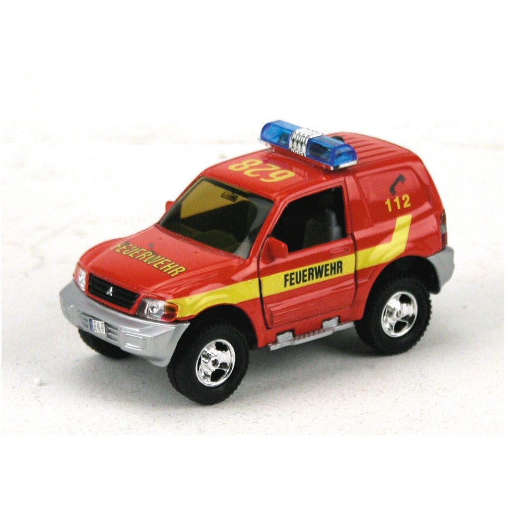 Einfaches deutsches Rückzugsfeuerwehrauto mit Sound