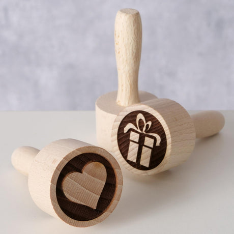 Boltze Home Keksstempel Ø 8 cm aus Buchenholz mit Weihnachtsbild im 3er-Set