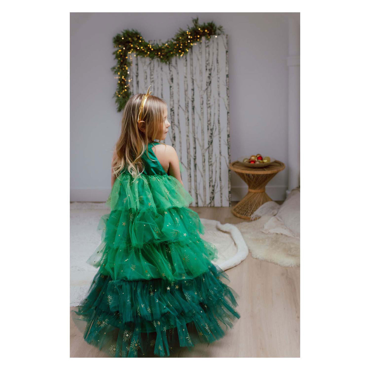 Tolles Weihnachtsbaumkleid mit Stirnband – 5–6 Jahre