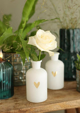 Ideas 4 seasons fles vaas glas wit met gouden hart ø4.8xh10,4cm