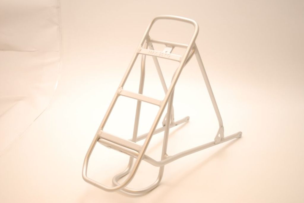 Träger hinter po-040 Alu silber