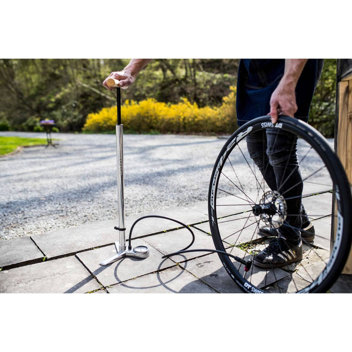 Trivio - Fahrradpumpe Hurricane Hochdruck 16 bar 240 psi Aluminium