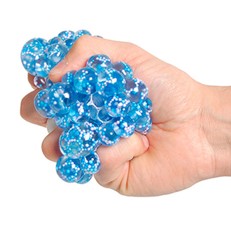 Quetschball mit Wasserperlen