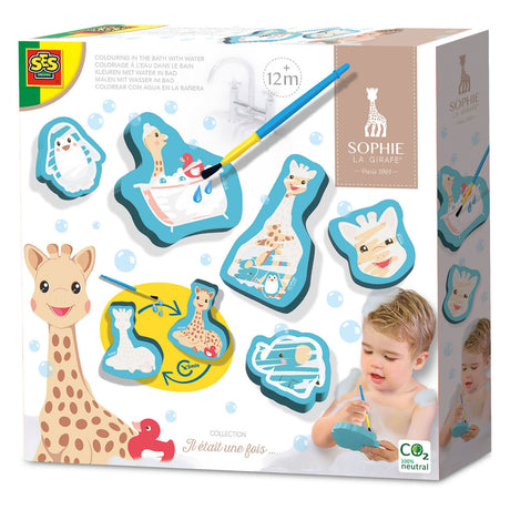 Ses sophie la girafe mit Wasser in der Badewanne färben