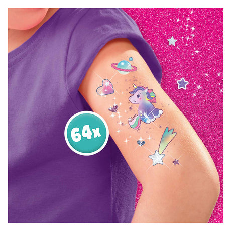 Ses Einhorn – Tattoos und Glitzer