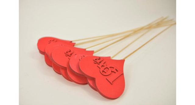 Pb. 8 foam hearts w love stick red 10 cm